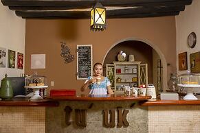 Mayaland Hotel & Bungalows