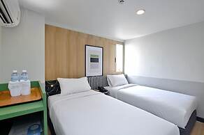 Anya Nana @ Sukhumvit