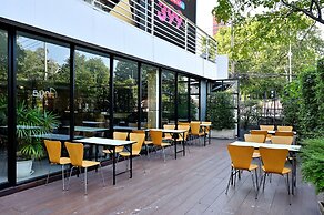 Anya Nana @ Sukhumvit