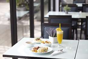 Anya Nana @ Sukhumvit