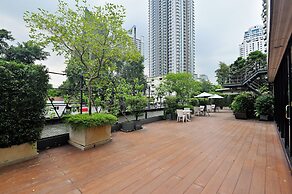 Anya Nana @ Sukhumvit