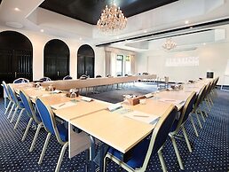 Novotel Bahrain Al Dana Resort