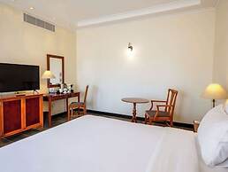 Novotel Bahrain Al Dana Resort