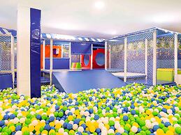 Novotel Bahrain Al Dana Resort