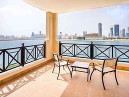 Novotel Bahrain Al Dana Resort