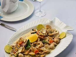 Novotel Bahrain Al Dana Resort