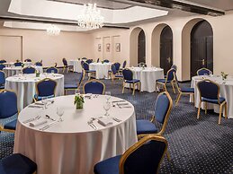 Novotel Bahrain Al Dana Resort