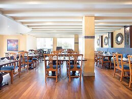 Novotel Bahrain Al Dana Resort