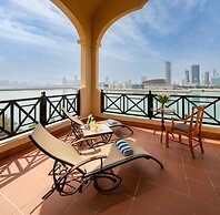 Novotel Bahrain Al Dana Resort