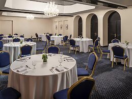 Novotel Bahrain Al Dana Resort