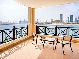 Novotel Bahrain Al Dana Resort