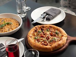 Novotel Bahrain Al Dana Resort