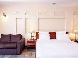 Novotel Bahrain Al Dana Resort