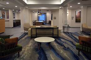 Fairfield Inn and Suites by Marriott Youngstown Austintown