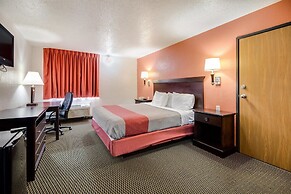 Motel 6 Marion, IL