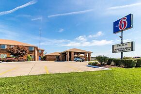 Motel 6 Marion, IL