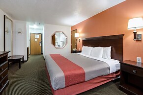 Motel 6 Marion, IL