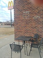 Boarders Inn & Suites by Cobblestone Hotels – Broken Bow