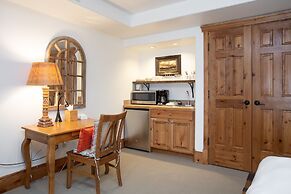 Lodges at Deer Valley