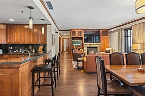 Ritz-Carlton Club, Aspen Highlands by Frias