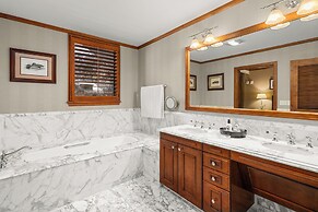 Ritz-Carlton Club, Aspen Highlands by Frias