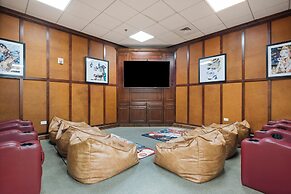 Ritz-Carlton Club, Aspen Highlands by Frias