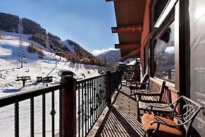 Ritz-Carlton Club, Aspen Highlands by Frias