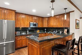 Ritz-Carlton Club, Aspen Highlands by Frias