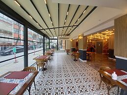 Bakirkoy Tashan Business & Airport Hotel