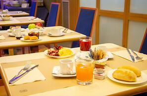 Pacific Hotel Fortino