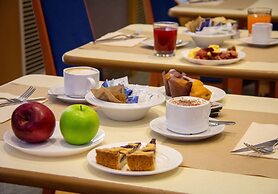 Pacific Hotel Fortino