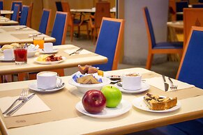 Pacific Hotel Fortino