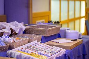 Pacific Hotel Fortino