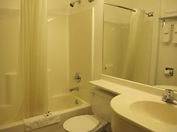 Microtel Inn & Suites by Wyndham Eagle River/Anchorage Area