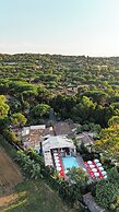 Hôtel La Tartane Saint -Tropez