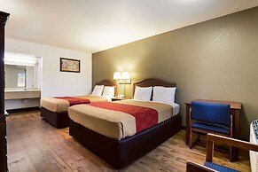 Econo Lodge Bartlesville Hwy 75