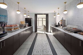 La Quinta Inn & Suites by Wyndham Meridian