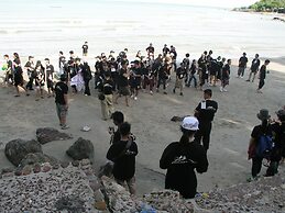 Hinsuay Namsai Resort Hotel