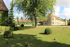 Château de Villiers-le-Mahieu, Les Maisons de Campagne