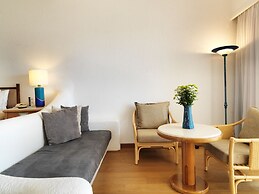 Coral Beach Hotel and Resort