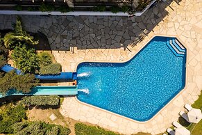 Coral Beach Hotel and Resort