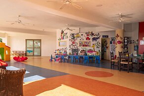 Coral Beach Hotel and Resort