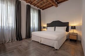 Globus Urban Hotel