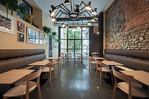 Globus Urban Hotel