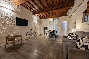Globus Urban Hotel