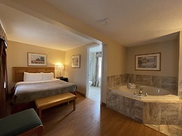 Super 8 by Wyndham Gananoque/Country Squire Resort