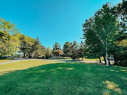 Super 8 by Wyndham Gananoque/Country Squire Resort