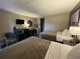 Super 8 by Wyndham Gananoque/Country Squire Resort