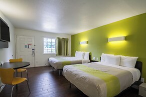 Fisherman's Cove Inn