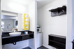 Fisherman's Cove Inn